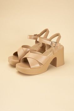 Crisscross sandal heelToe: Open toe, roundHeel shape: Block heel