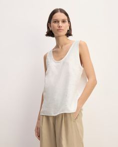 The Linen Scoop-Neck Tank White – Everlane Pure Soul, Summer Tank, Hot Days, Linen Women, Warm Weather, Scoop Neck, Fashion Inspo, Spring Summer, Relaxed Fit