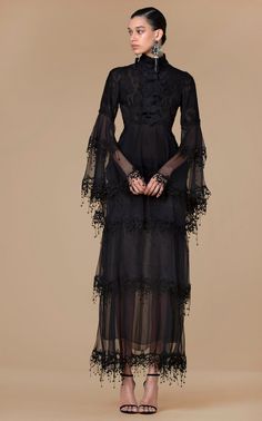 Daydream Ideas, Andrew Gn, Goth Dress, Lace Dress With Sleeves, Short Cocktail Dress, Comfortable Dress, Primavera Estate, Get Dressed, Fashion Collection