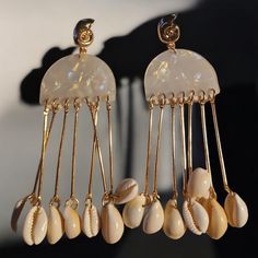 So Cute And Boho Light Acrylic And Cowrie Accents These Are Lightweight Hang 4 Inches Gold Metal Findings For Pierced Ears Spear Earrings, Cowrie Shell Earrings, Cowrie Shell Jewelry, Elephant Earrings, Beach Earrings, Vintage Style Earrings, Geometric Studs, Stud Jewelry, Cz Stud Earrings