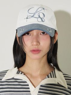 Composition : COTTON 100%Color : WhiteCountry of Origin : KOREA Trendy White Baseball Cap, Adjustable White Six-panel Baseball Cap, Trendy White Hats For Spring, Trendy White Spring Hat, Trendy White Hats For Streetwear, Trendy White Hat For Streetwear, White Hats For Spring Streetwear, Trendy White Streetwear Hat, White Cotton Hat