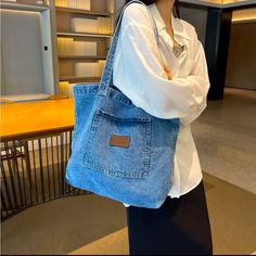 Nwt Large Canvas Tote Bag, Has One Pocket Inside And A Zip Pocket, With Magnetic Snap To Close Tas Denim, Denim Bag Patterns, Beg Tangan, Tote Bags For School, Sac Diy, Denim Handbags, Denim Shoulder Bags, Trendy Denim, Denim Tote Bags