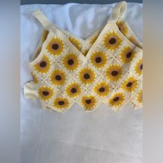 Tags Never Worn Fitted Yellow Crochet Top For Summer, Fitted Yellow Cotton Crochet Top, Fitted Yellow Crochet Lace Top, Spring Yellow Crochet Top With Crochet Trim, Yellow Crochet Top With Crochet Trim For Spring, Fitted Yellow Crochet Top With Crochet Trim, Yellow Tops With Crochet Trim For Spring, Yellow Fitted Crochet Top For Vacation, Fitted Yellow Bohemian Crochet Top