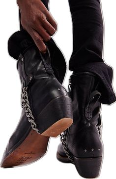 Edgy Leather Boots With Chain Detail, Edgy Leather Boots With Chain, Edgy Moto Boots With Metal Feet And Pointed Toe, Leather Boots With Chain For Fall, Trendy Leather Boots With Chain Strap, Chain Boots, Low Block Heels, Black Fits, Boot Shop