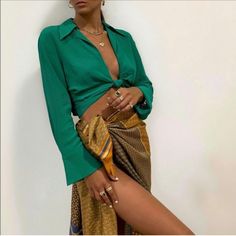 Questions? Leave A Comment Below! Elegant Tops For Beach Season, Elegant V-neck Top For Beach Season, Chic Green Blouse For Vacation, Fitted Long Sleeve Blouse For Beach Season, Chic Zara Blouse For Beach, Green V-neck Blouse For Beach Season, Chic Green Cropped Blouse, Chic Cropped Green Blouse, Zara Green Blouse For Vacation