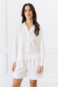 White Relaxed Fit Wrinkle-resistant Button-up Shirt, Cotton Button-up Wrinkle-resistant Top, White Camp Shirt With Buttons, Relaxed Fit, Wrinkle-resistant Relaxed Fit Button-up Top, Linen Button-up Blouse For Loungewear, Free Move, Silk Comforter, Pet Logo, Classic Pajamas