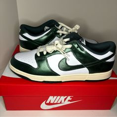 Brand New With Box All Sneakers Are 100% Authentic. The Nike Dunk Low “Vintage Green” Are Very Clean But Retro Colorway That Will Go Well With Anything Camo Outfit Coming Into The Winter Or To Even Wear Casually On A Day To Day Basis! Size Us 11 Men Style Code: Dq8680-100 All Orders Are Shipped Within 24 Hours Of Sale Vintage Nike Sneakers With Boost Midsole, Vintage Nike Sneakers With Boost Technology, Nike Retro Custom Sneakers With Boost Midsole, Vintage Low-top Basketball Shoes With Boost Midsole, Retro Green Sneakers With Speckled Midsole, Vintage Basketball Shoes With Boost Midsole And Round Toe, Vintage Nike Custom Sneakers For Streetwear, Vintage Sneakers With Cushioned Footbed For Streetwear, Vintage Cushioned Sneakers For Streetwear