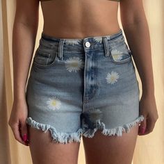 (Runs Small So Double Check Your Measurements!) Waist: 29” Inseam: 2” Cute Denim Blue Short-length Bottoms, Cotton Daisy Print Bottoms, Cute Short Length Denim Bottoms, Yellow Cutoff Jean Shorts For Spring, Casual Spring Bottoms With Daisy Print, Casual Daisy Print Bottoms For Spring, High-waisted Yellow Denim Jean Shorts, High Waist Yellow Denim Jean Shorts, Yellow High Rise Jeans For Summer