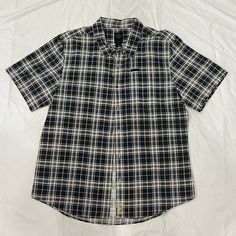 Brand: Harley Davidson Style: Short Sleeve Button Down With Pocket Color: Plaid / Check Print Condition: Brand New, Excellent, Never Worn Flaws: None Size: X-Large * Smoke-Free Home * Pet Friendly * Same Day Or Next Day Shipping (Post Office Is Closed On Weekends) Casual Plaid Tops With Placket, Plaid Short Sleeve Shirt For Everyday, Classic Plaid Cotton Short Sleeve Shirt, Plaid Cotton Short Sleeve Shirt With Button Closure, Classic Cotton Short Sleeve Plaid Shirt, Plaid Short Sleeve Button-up Shirt, Plaid Button-up Short Sleeve Shirt, Casual Plaid Shirt For Work, Casual Plaid Short Sleeve Shirt With Button Closure