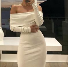 Maxi Dress Outfit, Dress With Sleeves, Fashion Color, Lace Maxi, Bodycon Dresses, Black Maxi, Long Sleeve Bodycon, Long Sleeve Bodycon Dress, Dress Outfit