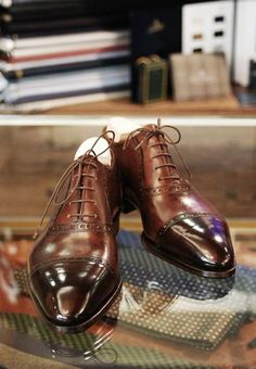 Finsbury Shoes, Gentleman Shoes, Botas Chelsea, Brown Oxfords, Brown Leather Shoes, Brown Shoes, Mode Masculine, Shoes Brown, Well Dressed Men