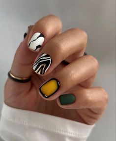 fall nails, fall manicure, gel nails, acrylic nails, safari nails, mani, nail art inspo, nail art, cool nails, unique nails, pattern nail art, nail art ideas, fall nail art, nail designs, nail acrylic, fall nails 2023, fall nails 2024, gel nail designs, new nail trends, trendy nails, current nail trends 2023, nail inspo Drag Make-up, September Nails, Nail Swag, Short Nail Designs, Hot Nails, Funky Nails, Fancy Nails, Chic Nails