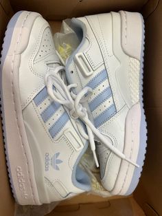 #adidas #shoes #aesthetic #adidasshoeswomen Adidas Womens Shoes, Adidas Forum Aesthetic, Shoes Adidas Women, Shoes For Women Adidas, Aesthetic Shoes For Women, Aesthetic Shoes Women, Adidas Aesthetic Shoes, Adidas Shoes Women Aesthetic