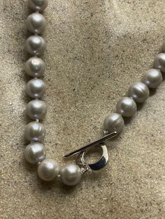 Vintage Hand Knotted Gray Pearl 18 in Heart Toggle Necklace
https://www.etsy.com/listing/1107065698/vintage-hand-knotted-gray-pearl-18-in Heart Toggle Necklace, Purple Chalcedony, Vintage Jewelry Sets, Toggle Necklace, Pearl Heart, Real Turquoise, Stone Inlay, Vintage Jewels, Pearl Grey