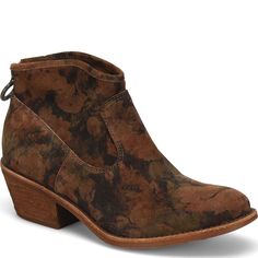 Aisley | Sofft Shoe Signature Rings, Sofft Shoes, Cafe Style, Western Booties, Shoes And Boots, American Brand, Stacked Heel, Arch Support, Italian Leather