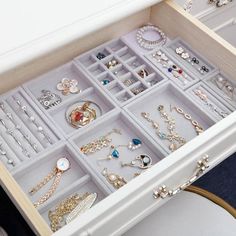 Transform Drawer Into A More Practical And Functional Space Professional Jewelry Storage - This elegant jewelry organizer tray transforms your drawer into a professional jewelry storage. Perfect to organize your bracelets, rings, earrings, and necklaces, while eliminating tangled jewelry. Velvet Storage Compartment - Our stackable jewelry organizers are fully covered with high-quality ice velvet. The velvet-lined interior provides exceptional protection for your valuables. Make Your Own Combination - This jewelry tablet set comes in 5 pieces with different layouts, and fits easily into almost any drawer and shelf. You can combine different type of trays to meet your personal storage needs. Easy to stack and separate, providing extra storage space for your growing collections. Product Speci Diy Jewelry Cabinet, Cozy Ugg, Jewelry Storage Cabinet, Tangled Jewelry, Jewelry Organizer Drawer, Jewelry Storage Diy, Jewellery Storage Display, Jewelry Tray Organizer, Bracelet Gift Box