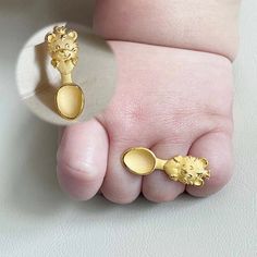 Gold Spoon Tiger Baby Ring 24K 0.999 Pure 3.75g 한돈 It's a perfect gift for a baby who was born in 2021 the Year of the Ox The tiger is the second of the twelve animal signs that make up the Chinese zodiac. Celebrate your loved one's Baeke-il (100days) or Dol(1st birthday party) with our dainty, delicate and simple,  24k gold tiger spoon is synonymous with wealth, especially inherited wealth It can be engraved on the body(spoon) of the ring (Any 6 characters maximum) -example 1) 첫돌 축하해 2) 백일 축하해 Animal Signs, Tiger Baby, Baby Ring, 6 Characters, Gold Tiger, Gold Spoon, Fancy Jewelry Necklace, Baby Rings, Medical Bracelet