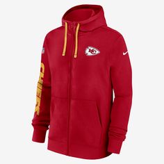 The Sideline Team Issue Club Hoodie is made with a cozy fleece lining and soft cotton-polyester blend to help you comfortably support your Kansas City Chiefs in chilly temperatures. Winter Sportswear Hoodie For Fan Gear, Nike Cotton Hoodie For Sports Events, Nike Hoodie For Winter Sports Events, Sports Season Fleece Hooded Jacket With Adjustable Hood, Hooded Fleece Outerwear For Sports Events, Fleece Hooded Jacket With Adjustable Hood For Sports Season, Functional Cotton Hoodie For Winter, Functional Cotton Winter Hoodie, Nike Functional Fleece Hoodie