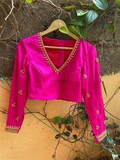 Hand embroidered ready made saree blouse / crop top/stitched saree blouse usa / saree blouse/modern blouse/zardosi blouse/black saree blouse/ pure silk blouse/ maggam work blouse / pink saree blouse / full sleeve blouse       It is very true that a perfect blouse is the one which makes your saree look stand out !! If you find one of such a style that you have been wanting to have then dont let it go !! we carry such unique trending blouses that instantly add a stylish look to any saree !!     We Designer Tops With Gota Work For Diwali, Traditional Designer Tops With Gota Work, Traditional Gota Work Designer Tops, Pink Traditional Wear With Dori Work And Long Sleeves, Pink Long Sleeve Choli With Pallu, Fitted Pink Top With Zari Work, Fitted Art Silk Blouse Piece With Gota Work, Designer Pink Top With Resham Embroidery, Pink Art Silk Blouse With Floral Embroidery