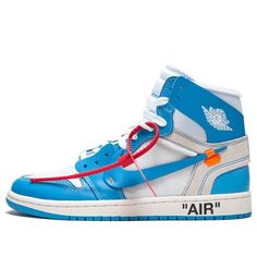 Nike OFF-WHITE x Air Jordan 1 Retro High OG 'UNC' Off White Jordan 1, Doudoune The North Face, Baskets Jordans, Jordan 1 Unc, White Jordans, American Crew, Nike Dunk High, Air Jordan 1 Retro High Og, Air Jordan 1 Retro High