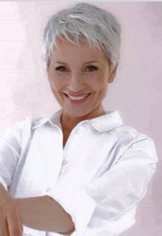 Bob Cuts, High Hair, Short Grey Hair, Hair Pixie, Super Short Hair, Short Hair Over 60, Best Short Haircuts, Very Short Hair, Haircut For Older Women