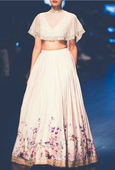 Cape with lehenga Ethnic Crop Top, Floral Print Lehenga, Print Lehenga, Ridhi Mehra, Designer Bridal Lehenga Choli, Printed Lehenga, Reception Outfit, Indian Skirt