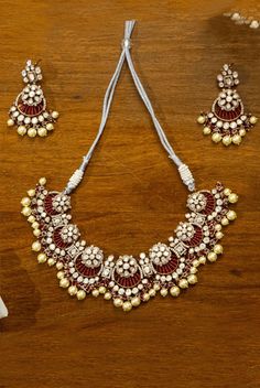 Kundan red pearl Earrings and Necklace Set Zevar by Geeta - Fabilicious Fashion Chand Bali Earrings, Pearl Earrings And Necklace, Mehendi Party, Kundan Polki Necklace, Pearl Strings, Chand Bali, Indian Theme, Earrings And Necklace Set, Bali Earrings