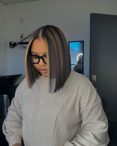 Long Bob With Highlights Black Women, Side Part Highlight Bob, Quick Weave Bob With Highlights, Highlights Black Women Natural Hair, Side Part Bob With Highlights, Highlights Brown Hair Bob, Highlight Bob Black Women, Bob With Highlights Black Women, Natural Shoulder Length Hair