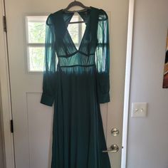 Lulu's Emerald Green Dress Size Medium Never Worn, Tags Still On Green Sheer Maxi Dress, Green Sheer Maxi Length Dress, Green A-line Maxi Dress For Night Out, Green Fall Cocktail Maxi Dress, Green Lined Evening Maxi Dress, Green Lined Maxi Dress For Evening, Green Long Sleeve Maxi Dress For Date Night, Green Sheer Dresses For Formal Occasions, Emerald Green Dress