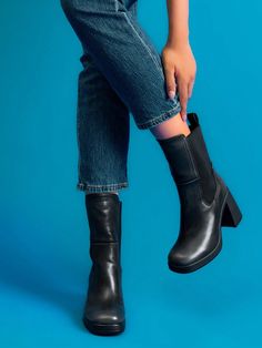 The classic Chelsea boot shape is a modern interpretation of the timeless classic.
Retro material: It uses the classic retro color scheme of black and brown, with square toe, elastic side panels and pull rings, which is comfortable and easy to put on and take off. It is classic and versatile, and will elevate your fashion taste to a new height.
The sturdy thick outsole is matched with a thick square heel, which is comfortable and durable, and enhances your temperament.
Come and have a pair of winter boots that belong to you!DREAM PAIRS Women's Chelsea Mid-Calf Chunky Platform Boots Slip-On Classic Square Toe Elastic Side Panels Elegant Fashion Modern Combat Winter Boots Black         Women Shoes, size features are:Bust: ,Length: ,Sleeve Length: Boots Black Women, Chunky Platform Boots, Winter Boots Black, Platform Boots Chunky, Boots Women Fashion, Womens Mid Calf Boots, Chunky Platform, Retro Color, Chelsea Boot