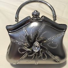 One Of A Kind Evening Silver Bag ! Silver Bag, Silver Bags, Baby Bag, Evening Bags, Top Handle Bag, Bag Lady, Size Small, Silver, Fashion Design