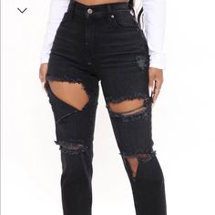 Selling These Exact Jeans With The Tag Still On Them Nothing Wrong Just Don’t Fit The Way I Like Has Original Packaging Size 7 Chic Black Distressed Bottoms, Black Distressed Bottoms For Night Out, Fashion Nova Plus Size, Denim Jeans Ripped, Junior Fashion, Jeans Fashion, High Rise Mom Jeans, Fashion Nova Jeans, Ripped Denim