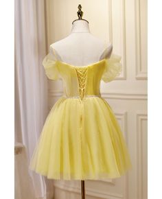 Get 10% off now! Buy yellow short tulle hoco dress with straps off shoulder at cheap price online. Free stable shipping and pro custom service since 2009. Yellow Tulle Dress For Prom Season, Yellow Tulle Summer Dress, Yellow Prom Dresses, Yellow Corset, Yellow Prom, Prom Dress Pictures, Formal Dresses Graduation, Dresses Yellow, Dama Dresses