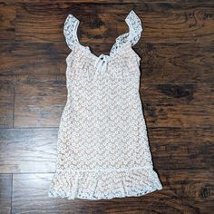 Beautiful White Floral Dress- Like New! Never Worn! Size Small White Lace Summer Mini Dress, White Lace Mini Dress For Day Out, Dresses Beautiful, White Floral Dress, Studio City, White Cream, Cream White, Floral Dress, New Color