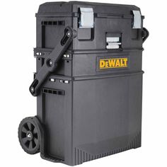 the dewt tool box is on wheels