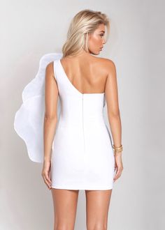 This One Shoulder Big Flower Detail Mini Dress is an effortless way to make a statement. Crafted from lightweight fabric, this mini dress features a single shoulder strap along with big flower detail in the front for an eye-catching look. Perfect for special events, this mini dress is available in white. Fit Type: Regular Fit Fabric: Non-Stretch Material: 100% Polyester Care Instructions: Hand wash, do not dry-clean White One-shoulder Evening Mini Dress, Asymmetrical Mini Dress For Wedding, White One-shoulder Mini Dress For Party, White One-shoulder Mini Dress For Night Out, White One Shoulder Mini Dress For Night Out, White One-shoulder Dress With Asymmetrical Neckline For Night Out, Asymmetrical Neckline Mini Dress For Wedding, White One Shoulder Mini Dress For Cocktail, White One-shoulder Dress For Night Out