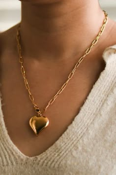 Add a touch of whimsy to any outfit with our Big Heart Gold Necklace. Made with 18K gold dipped stainless steel, this necklace is hypoallergenic, waterproof, and fade-resistant, making it perfect for everyday wear or special occasions. Its heart... Big Gold Heart Necklace, Chunky Heart Necklace, Heart Gold Necklace, Valentines Weekend, Heart Pendant Gold, Grad Pics, Gold Heart Necklace, Gold Dipped, Big Heart