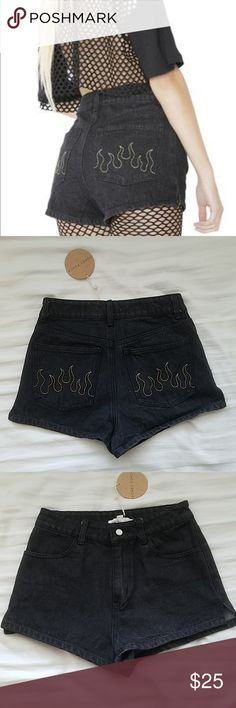 Honey Punch Embroidered Denim Flame Shorts Honey Punch Embroidered Denim Flame Shorts NWT  Size Small  Black denim shorts with flames on the pockets. Short shorts with small slits on the sides. Not a lot of stretch. Fire shorts great for festivals, concerts, summer! Burning Man, Coachella, Lollapalooz, Bonaroo??   Super cute, but slightly too small for me.   Color & measurements in photos approximate Honey Punch Shorts Jean Shorts Honey Punch, Embroidered Denim, Burning Man, Short Shorts, Black Denim Shorts, Black Denim, Jean Shorts, Denim Shorts, Honey