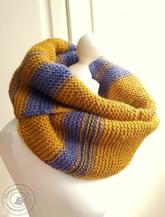 Warm handmade winter chunky knit scarf in mustard yellow- jeans blue color hand knitted.  Beautiful accessory for cold seasons. An absolute eye-catcher that fits to every jacket and coat.  Wool 100%. Size: Width approx. 30 cm (11,8"), circumference 160 cm (63"). Wraps a double around the neck. Care instructions: Wool wash or hand wash! You can find more scarves here: https://www.etsy.com/de/shop/Filzaccessoires?ref=seller-platform-mcnav&section_id=21134074 Winter Yellow Knitting Pattern, Handmade Winter Knitting Pattern In Yellow, Handmade Yellow Knitting Pattern For Winter, Womens Circle, Yellow Jeans, Chunky Knit Scarves, Women's Circle, Scarf Handmade, Art Yarn