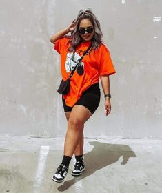 Summer Outfits Bloated, Plus Size Summer Outfits Sporty, Casual Summer Outfit Black Women, Cute Outfits Summer Midsize, Plus Size Cute Summer Outfits, Vegas Outfit Inspo Summer, Plus Size Tomboy Fashion Summer, Mid Size Streetwear, Park Party Outfit