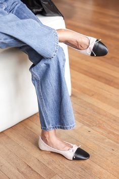 The Como, our classic ballerina flat, has a longer toe box and a slim shape that elongates the legs to perfection. The low-stacked heel is comfortable for everyday wear, and a cotton bow adds a pretty, feminine touch. Note: This Como has the new, extra-soft backs. Made with premium Italian leather or printed suede Leather lining Lightly padded insole 0.5” leather heel Leather sole with removable plastic Molds with wear Handcrafted in Italy Fit Notes: The new Como features soft backs; for narrow Chic Ballet Flats With Leather Sole Medium Width, Chic Everyday Ballet Flats With Leather Sole, Chic Ballet Flats With Rubber Sole For Workwear, Chic Medium Width Ballet Flats With Rubber Sole, Chic Ballet Flats With Rubber Sole Medium Width, Chic Ballet Flats With Rubber Sole And Medium Width, Feminine Fitted Ballet Flats With Round Toe, Chic Ballet Flats For Everyday, Chic Fitted Ballet Flats For Everyday