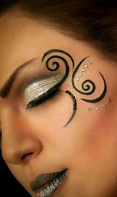 (adGlamorous Eye makeup lookEye Shadow TutorialsGorgeous Eye makeup look s Thank you all so ... Make Up Ideas For Party, Faschings Make Up, Extreme Make-up, Circus Makeup, Carnival Makeup, Eye Makeup Styles, Face Painting Easy, Valentines Makeup