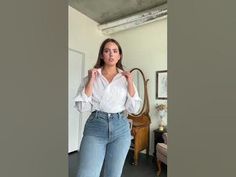 Different Ways To Wear White Button Up, Styling White Oversized Shirt, White Button Down Shirt Outfit Midsize, How To Dress A White Button Up, Style White Button Down Shirt Women, Styling A White Button Down Shirt Women, White Button Down Jeans Outfit, White Long Sleeves Outfit Casual Jeans