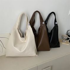 SPECIFICATIONSBrand Name: NoEnName_NullHandbags Type: Shoulder BagsTypes of bags: Shoulder & HandbagsMain Material: PULining Material: POLYESTERShape: HobosPlace Of Origin: HE BEI ProvincePlace Of Origin: HE BEI ?ProvinceOrigin: Mainland ChinaCN: HebeiHardness: SOFTPattern Type: SolidInterior: Cell Phone PocketDecoration: noneExterior: noneOccasion: VersatileClosure Type: haspGender: WOMENStyle: fashionModel Number: TNumber of Handles/Straps: Single Personalized Leather Tote Bag, Big Tote Bags, Retro Purse, Leather Tote Bag Women, Soft Pattern, Casual Tote Bag, Lightweight Bag, Side Bags, Tote Bag Leather