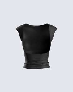 Not your average black top 😍 Made from stretch jersey, and complete with a sexy back cutout that brings an elevated feel to a timeless classic - this top is the best of both worlds 🖤 Backless Black Top, Black Backless Top, Nicki Concert, Shuffles Outfits, Health Goth, Top Noir, Jeans Cargo, Backless Top, Best Of Both Worlds