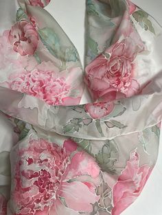 Silk scarf with beautiful dusty peony blossoms. Pale gray background with pink peonies.  Hand painted silk scarf. Luxury silk makes a lovely gift for a woman in your life. Light and airy summer accessory with delicate flower blossoms. Feel the smell of summer flowers near you! Get ready for a dreamy summer in style! COMES WRAPPED AS A GIFT. Long silk scarf with dimensions of 18 x 72 inch, painted on pure silk habotai. All my scarves are painted with professional silk dyes. The edges are hand hem Scarf Luxury, Pink Silk Scarf, Winter Dream, Senior Ideas, Gift Idea For Women, Peony Print, Handmade Envelopes, Silk Scarf Painting, Hand Painted Silk Scarf