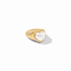 A classic golden signet ring featuring a gemstone heart enhanced with twisted wire detail and set into a tapering shank. Riley Sheehey, Heart Signet Ring, Julie Vos, Gold Signet Ring, Twisted Wire, Heart Gemstone, Pearl Size, Crystal Pearls, Signet Ring