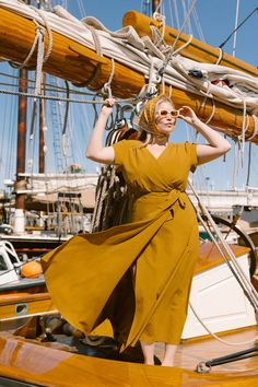 Reversible Roma Wrap Dress. Modern travel wrap dress with pockets for women. Sustainable. Eco-friendly. Ethically made. Ready for 2021 travel. Feminine Luxury, Travel Wrap, Dresses With Pockets, Fashion Tape, Evening Outfit, Eco Friendly Travel, Travel Dress, Dresses Xxl, Evening Outfits