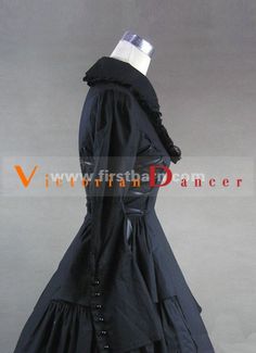 Color: Black   Sleeve type: long sleeve   Setting: the ball,party   Material: Cotton Winter Costume Dress With Long Sleeves, Long Sleeve Winter Costume Dress, Winter Costume Long Sleeve Dress, Winter Long Sleeve Costume Dress, Elegant Long Sleeve Costume Dress, Gothic Long Sleeve Dress For Night Out, Gothic Long Sleeve Dresses For Fall, Long Sleeve Fall Costume Dress, Elegant Long Sleeve Halloween Dress