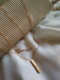 PILLAR BAR NECKLACE - GOLD PLATED